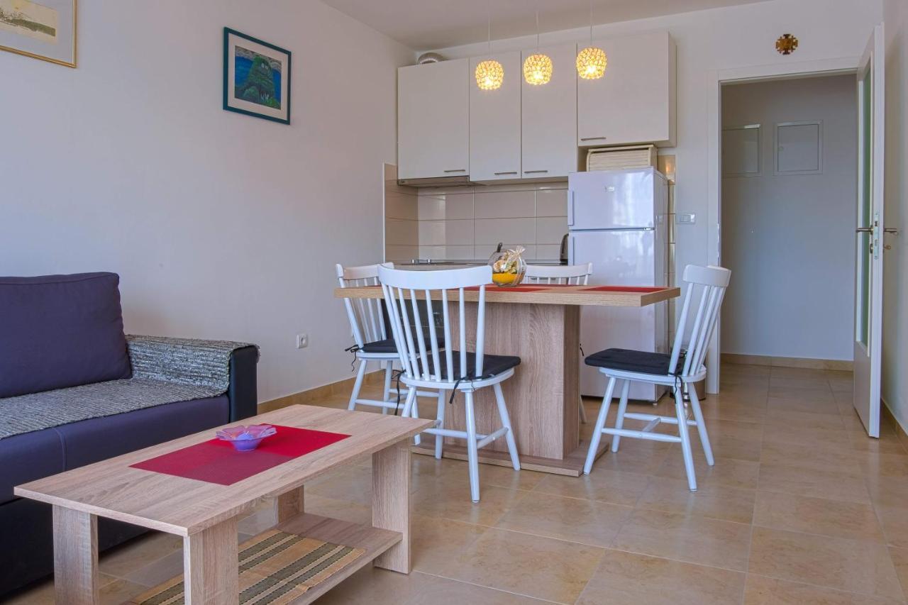 New Apartment Siroki**** Podstrana Exterior photo